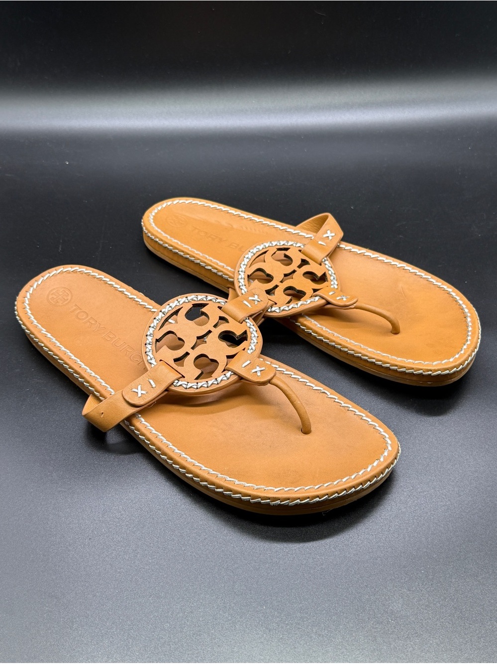 Tory Burch Miller Sandals Women's 9 Thong Style Double T Medalion Logo Designer